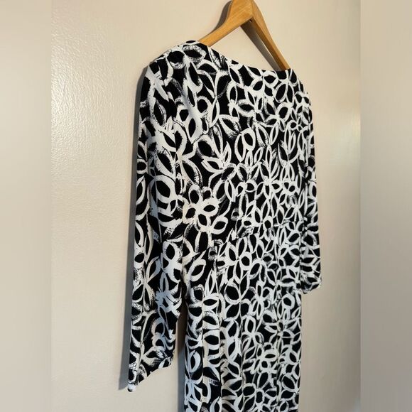 SALE! B/W Ralph Lauren Patterned Ruched Dress Size 12 EUC - Picture 4 of 5